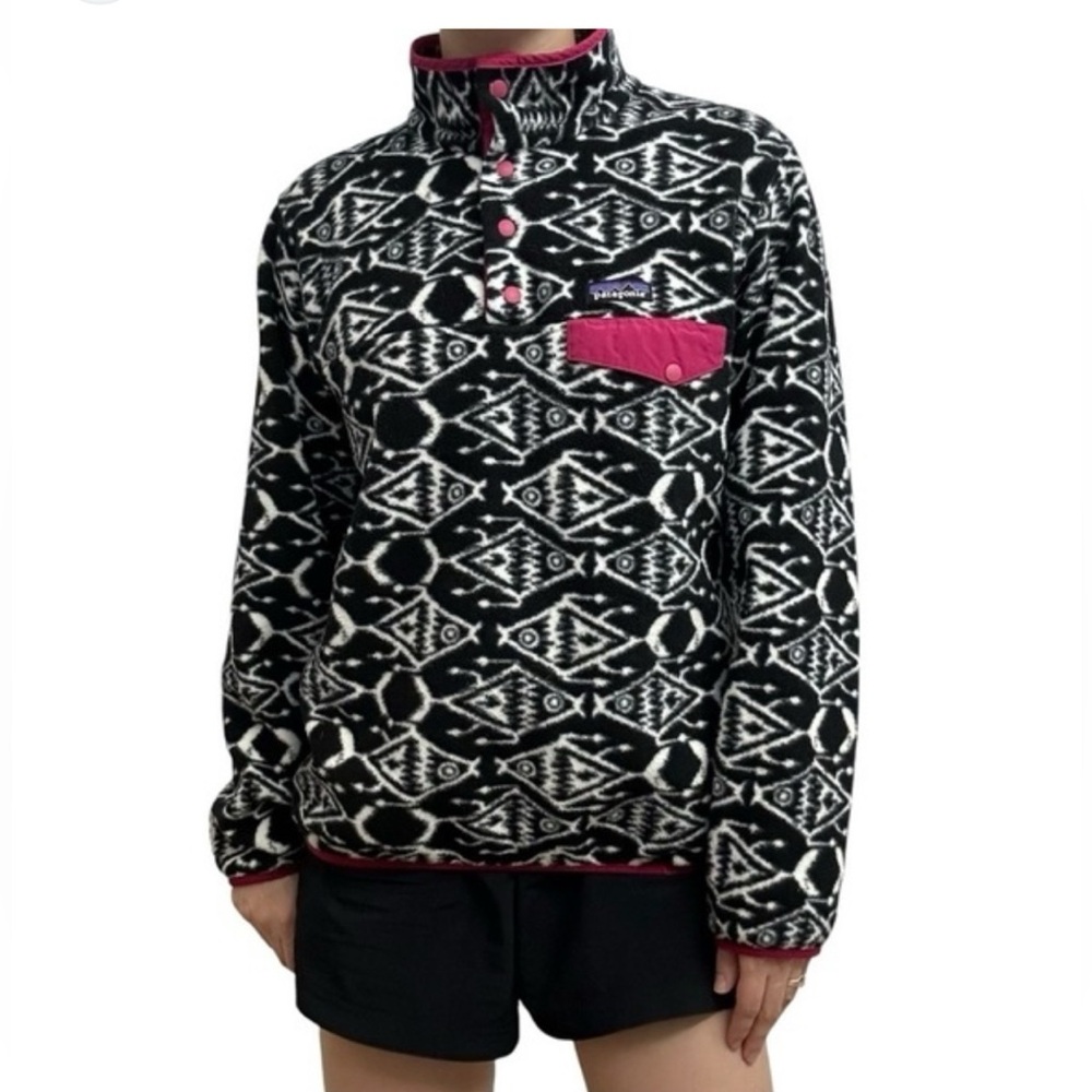 💫Patagonia Women’s Lightweight Synchilla™️ Snap-T™️ Pullover, XS, Ikat Fish, EUC